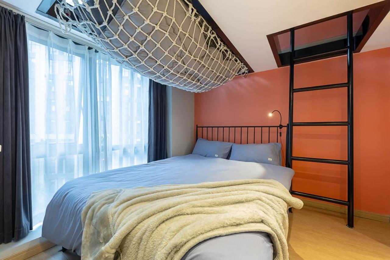 Loft Apartment With Slide Hammock With Movie Viewing Hangzhou Exteriör bild